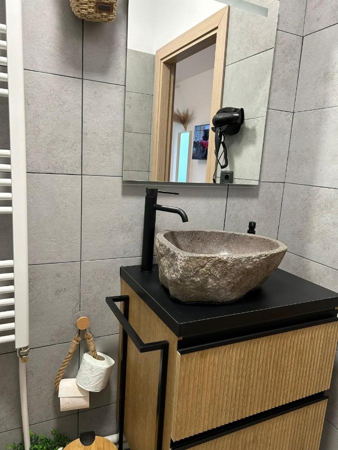 Casa Basarab Brasov Hotell Eksteriør bilde
