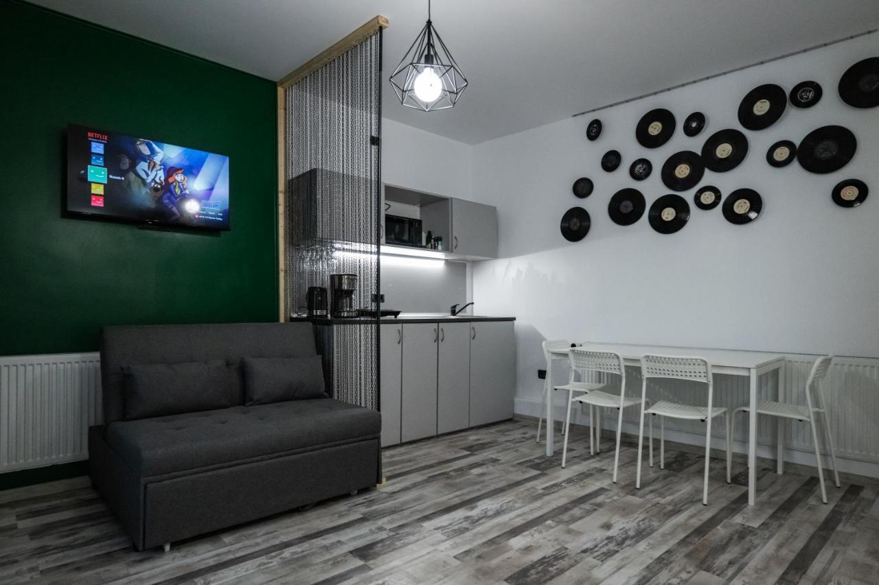 Casa Basarab Brasov Hotell Eksteriør bilde