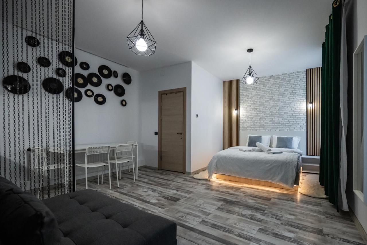 Casa Basarab Brasov Hotell Eksteriør bilde
