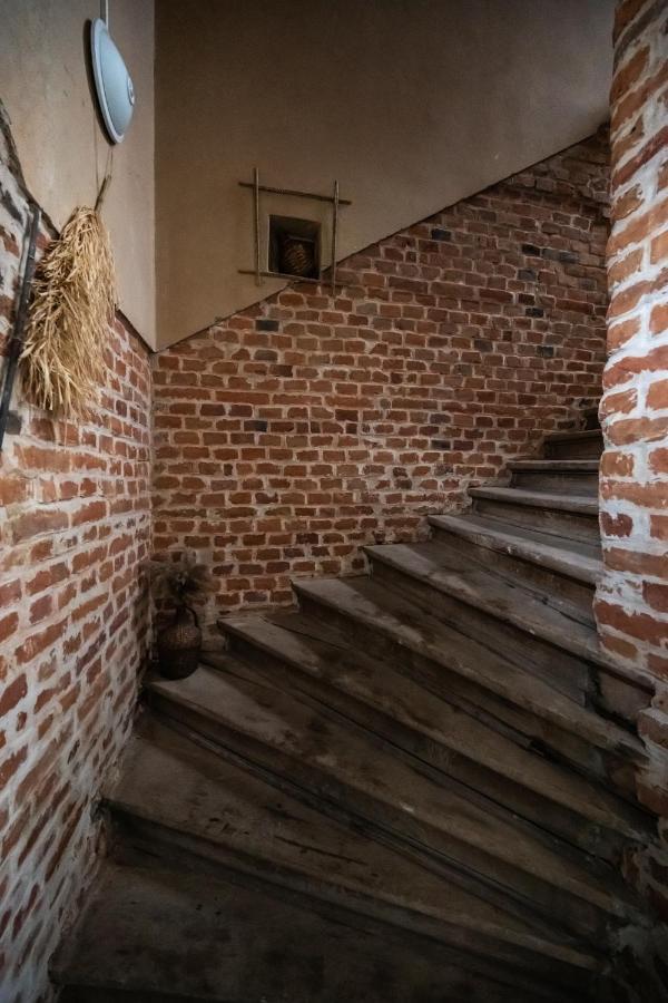Casa Basarab Brasov Hotell Eksteriør bilde