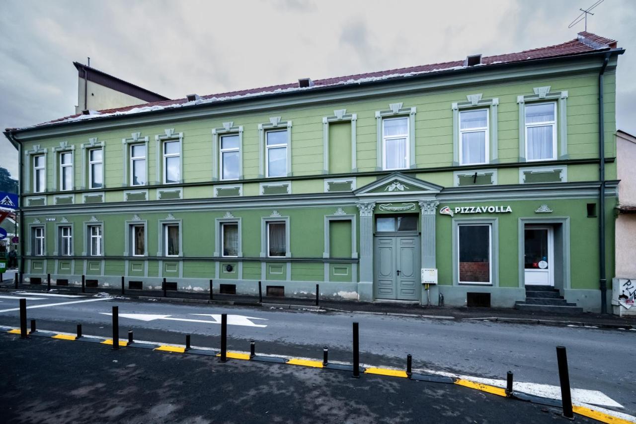Casa Basarab Brasov Hotell Eksteriør bilde